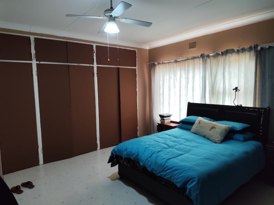 3 Bedroom Property for Sale in Heuwelsig Northern Cape